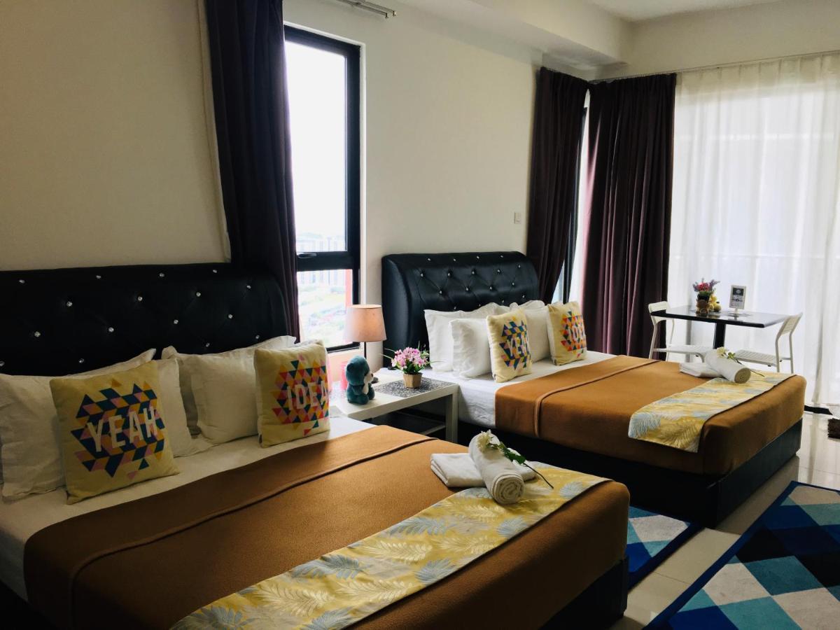 D'Gunduls Homestay Studio By Dgh I-City Shah Alam Exteriör bild