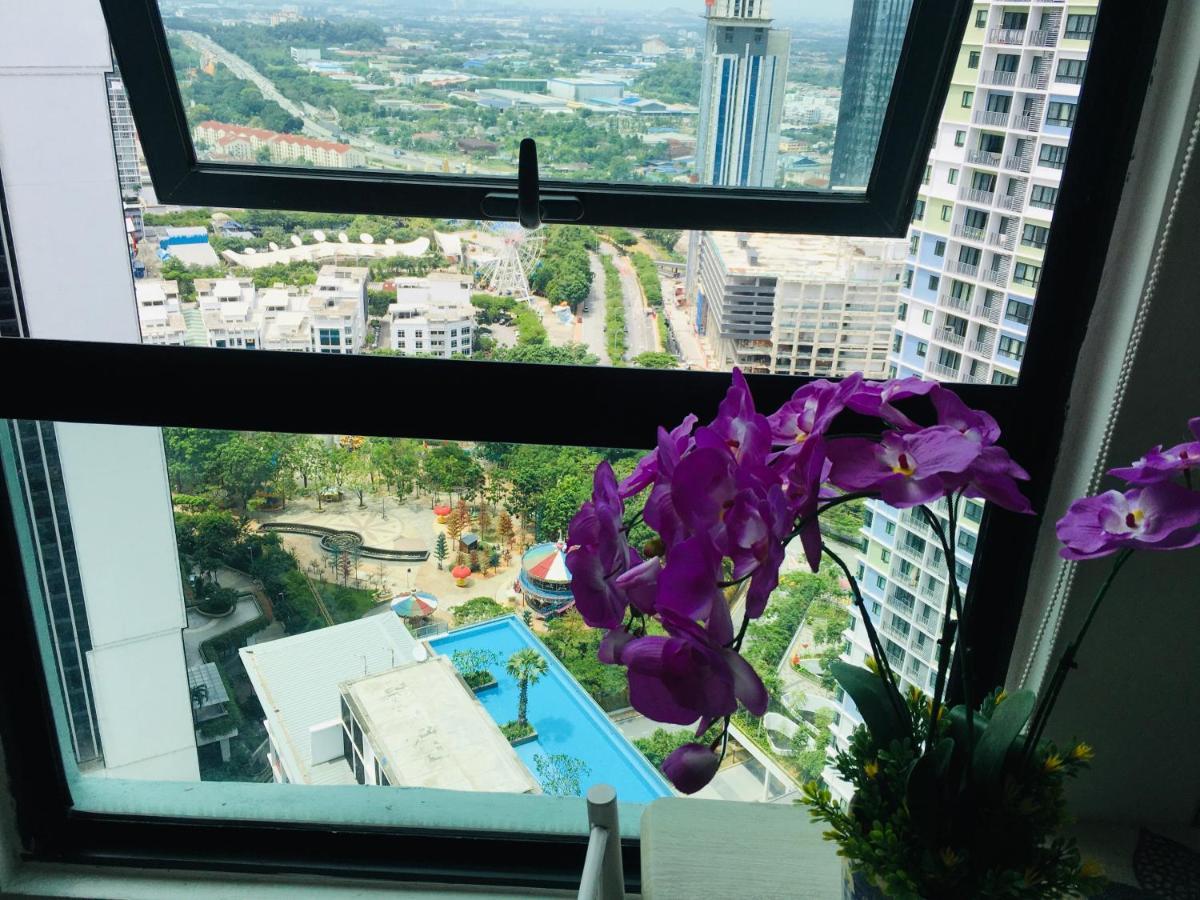 D'Gunduls Homestay Studio By Dgh I-City Shah Alam Exteriör bild