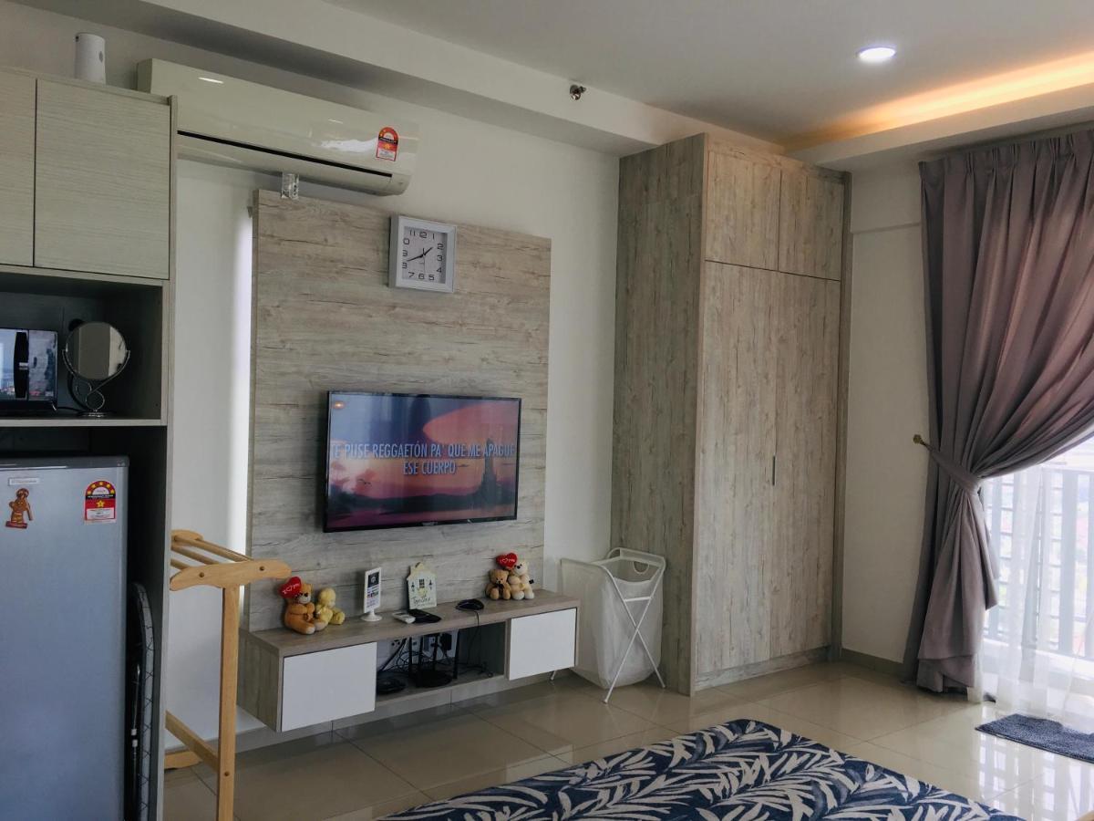 D'Gunduls Homestay Studio By Dgh I-City Shah Alam Exteriör bild