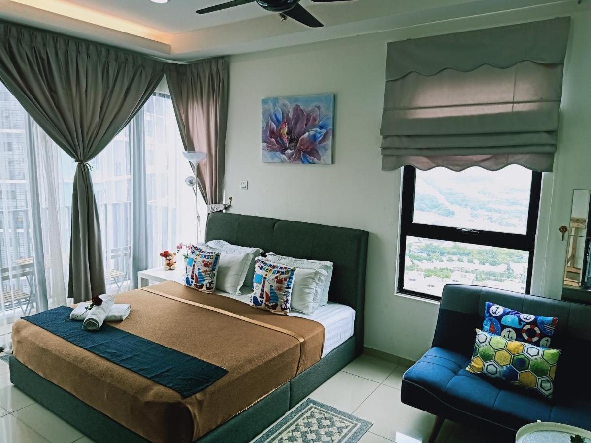 D'Gunduls Homestay Studio By Dgh I-City Shah Alam Exteriör bild